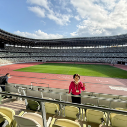 VIP席：2階からの眺め