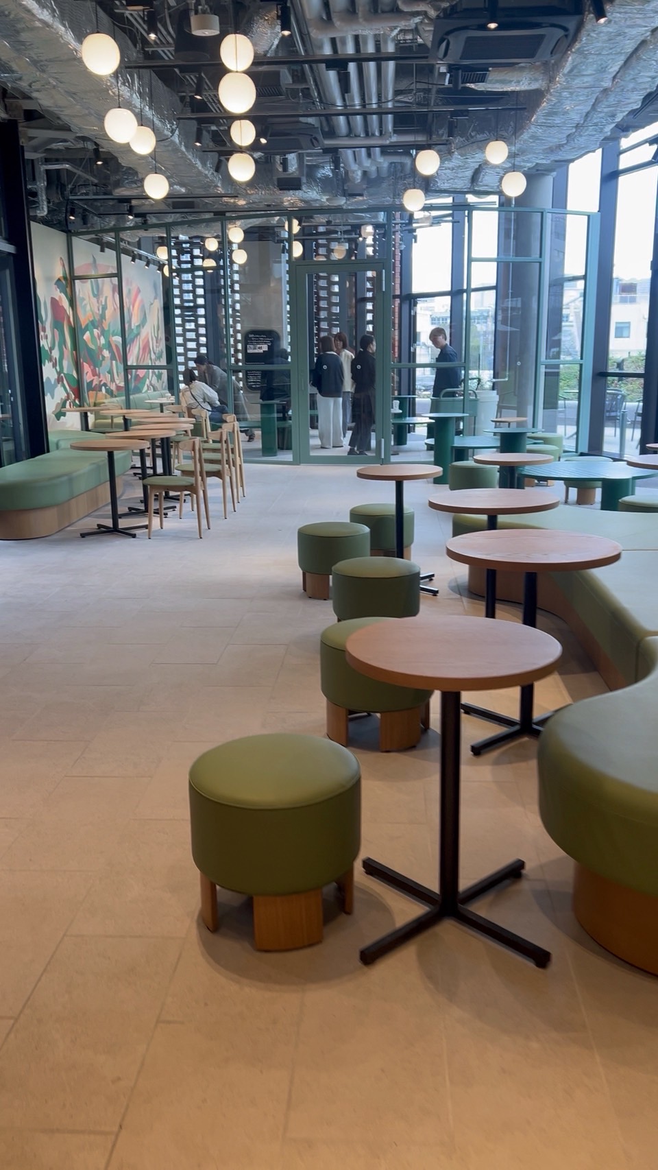 注目の新スポット「OIMACHI TRACKS」にオープンするスターバックスコーヒー