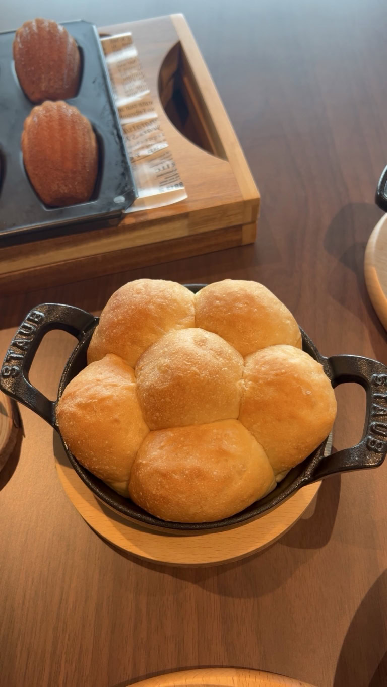 「ホテルメトロポリタン 大井町」のフォカッチャ