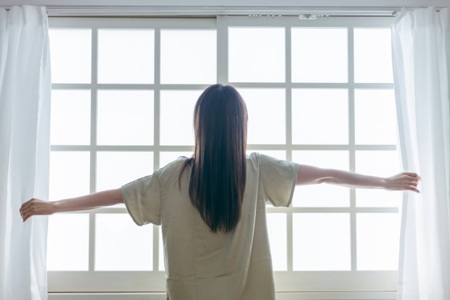 “吸う息”を意識した呼吸をする