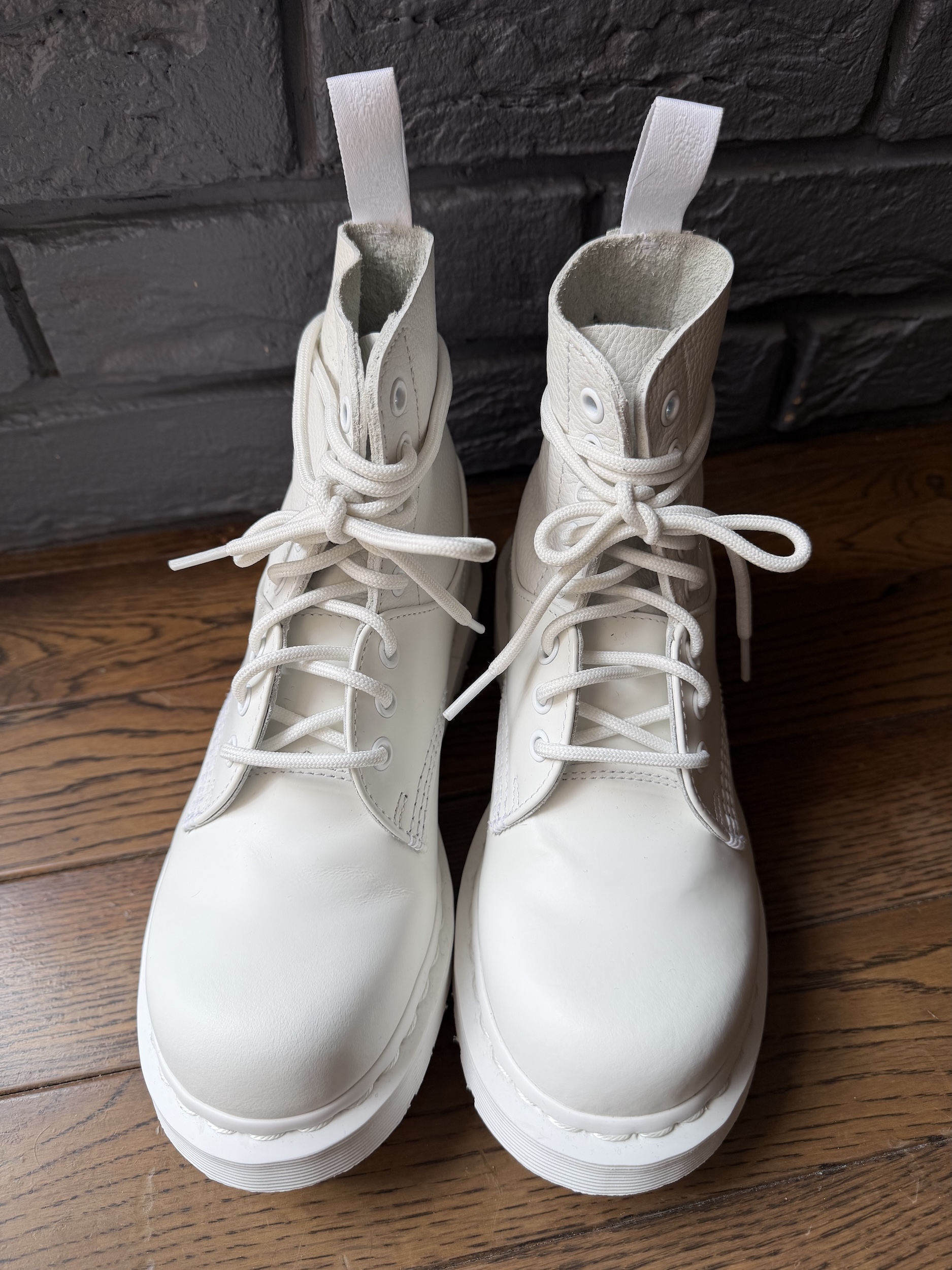 26年3月上林さんブログ_ 1460 TWIST MM6 8ホールブーツ