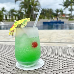 石垣島　フサキビーチリゾート The Star Bar