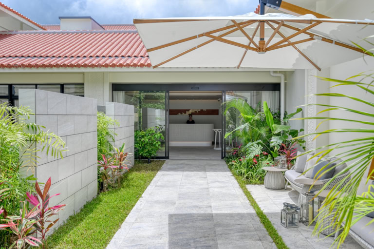 石垣島　フサキビーチリゾート スパ　外観