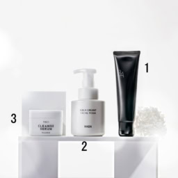 B.A クレジングクリーム 130g ¥12,100（3月1日発売）／ポーラ、スクワクリーミィ 泡洗顔 280㎖ ¥2,420／ハーバー研究所、デュオ  クレンズ セラム  ピール＆ブースト 90g ¥4,620／プレミア アンチエイジング