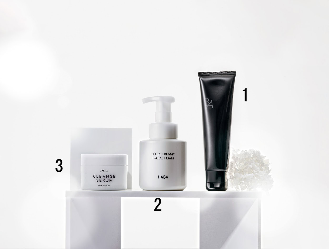 B.A クレジングクリーム 130g ¥12,100（3月1日発売）／ポーラ、スクワクリーミィ 泡洗顔 280㎖ ¥2,420／ハーバー研究所、デュオ  クレンズ セラム  ピール＆ブースト 90g ¥4,620／プレミア アンチエイジング