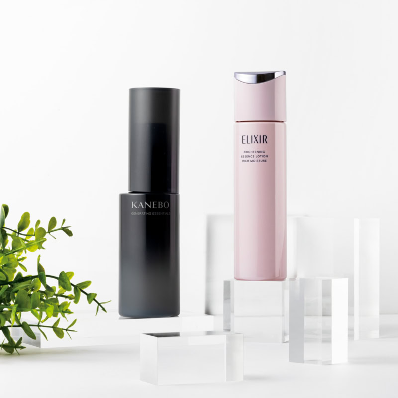 【大人の高保湿化粧品】乾いた年齢肌をみずみずしくリカバリー!瞬時に潤う化粧水&クリーム