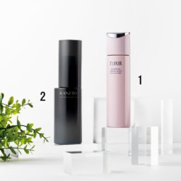 エリクシール ブライトニング ローション しっとりタイプ ca［医薬部外品］ 170㎖ ¥3,740（2月21日 発売）／エリクシール、カネボウ ジェネレイティング エッセンシャルズ 168㎖ ¥13,200／カネボウインターナショナルDiv.