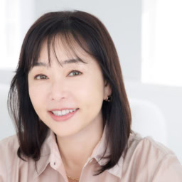 天野佳代子さん