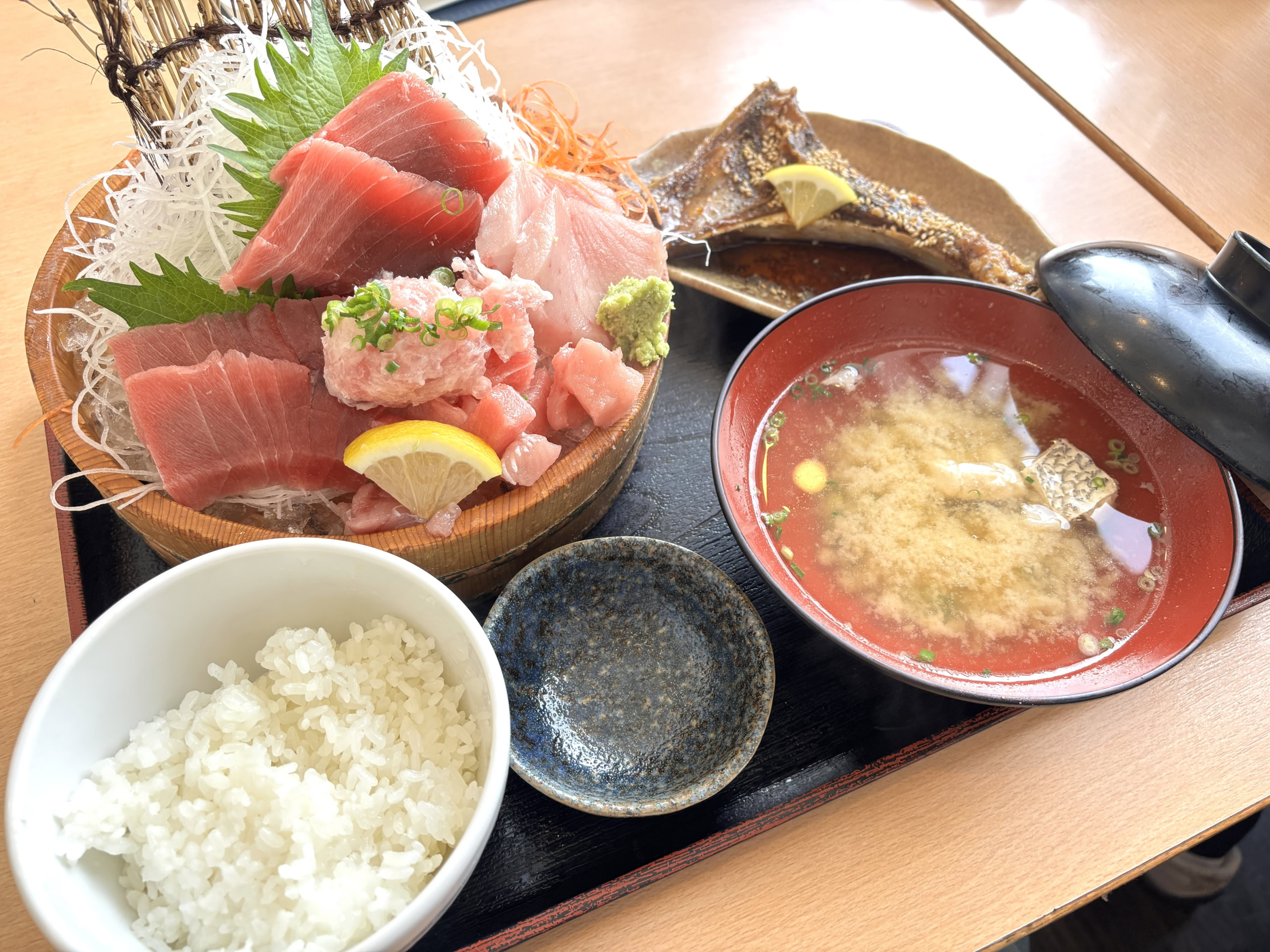 静岡市　海鮮　グルメ　まぐろ