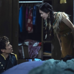 映画『しあわせな選択』よりマンス（イ・ビョンホン）とその妻・ミリ（ソン・イェジン）