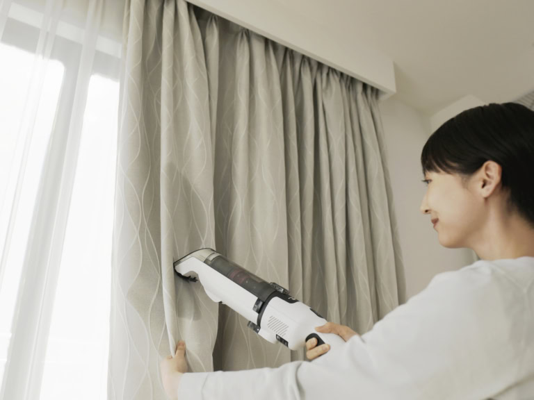 　シャーク シャーク ステインフォース コードレスシミ取りクリーナー HX100J　４