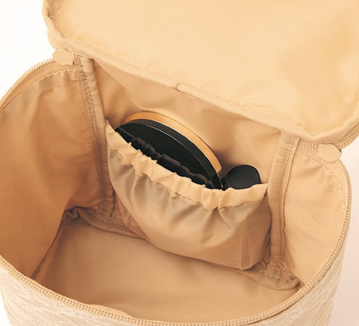 内ポケットつき！