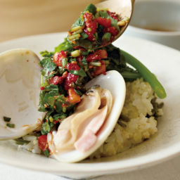 主菜　はまぐりと菜の花の酒蒸しいちごのジャン