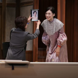 『汗が目に入っただけ』_公開ゲネプロ_訪問販売員役蘭寿とむ