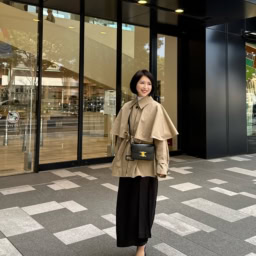 隠れ家レストランにお出かけする成田千恵さん