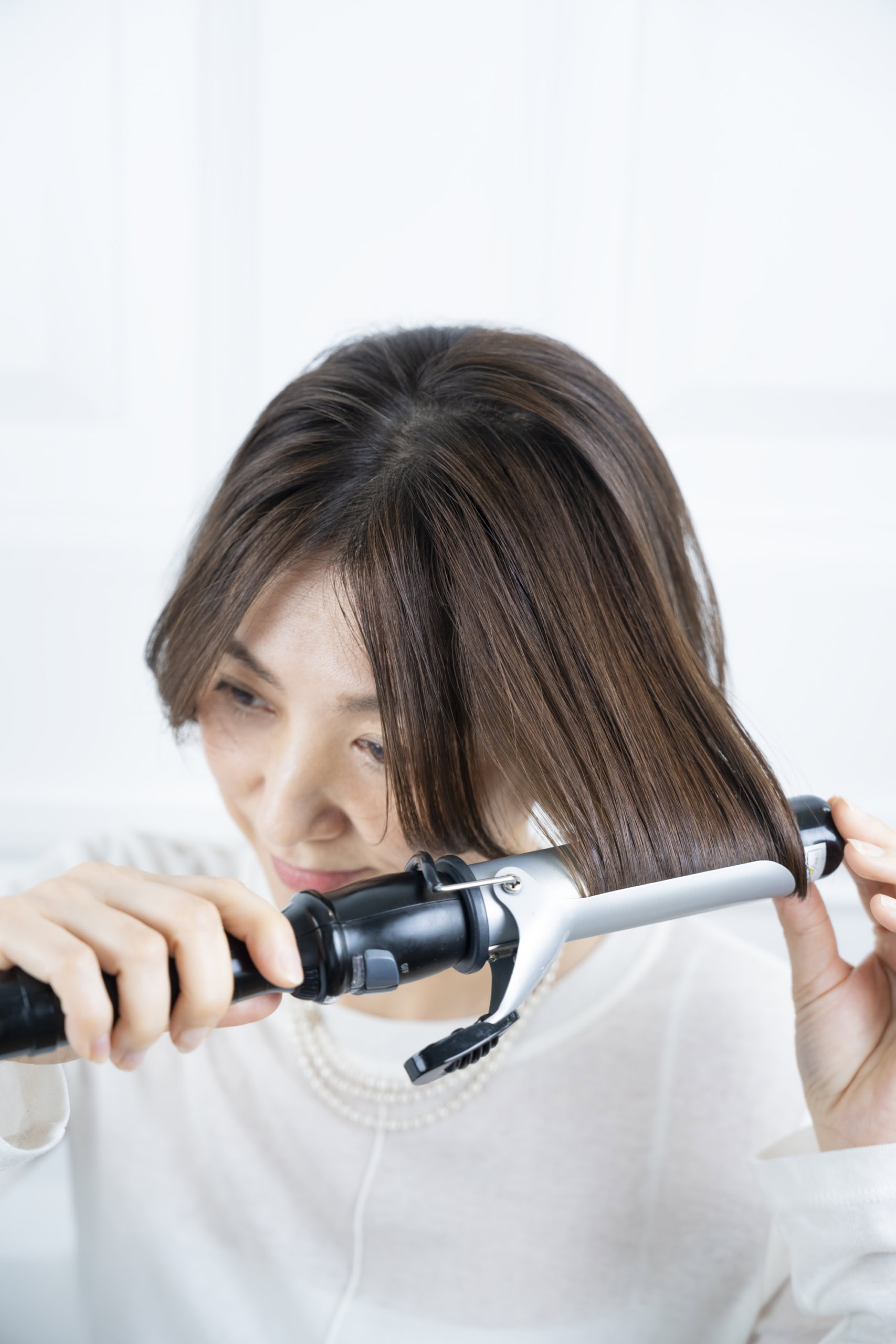 ヘアアイロンでスタイリング