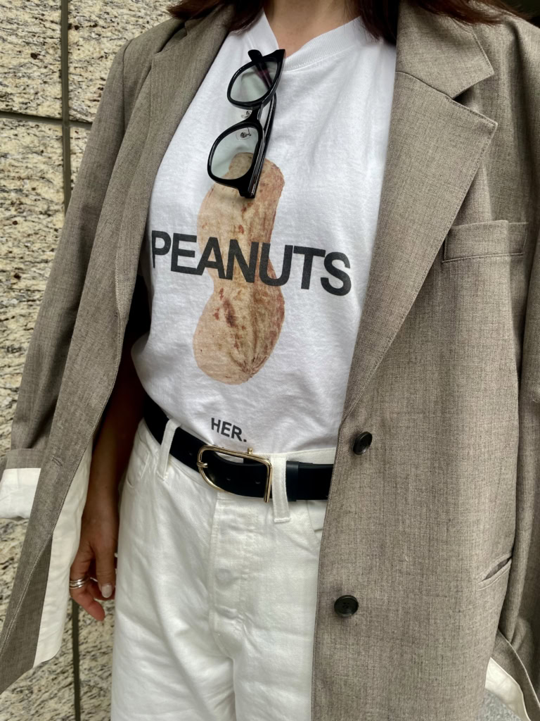 YURIさん『HER.』Tシャツ