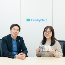 FamilyMart_sutekinaanohito