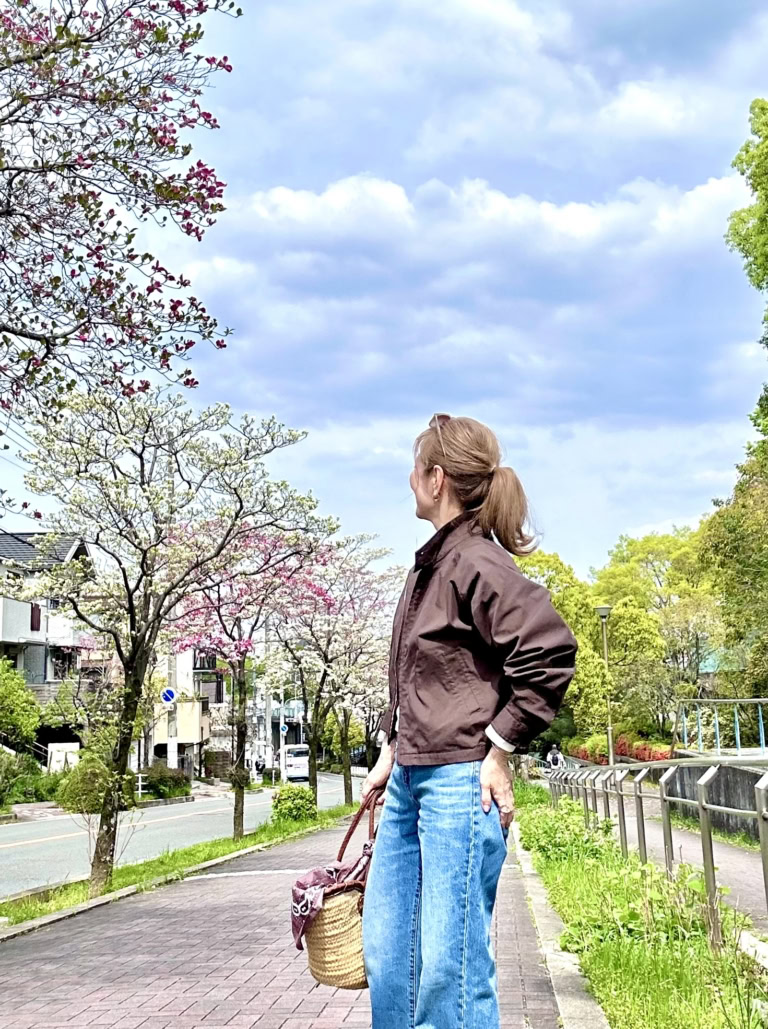 ブルゾン×デニムコーデ