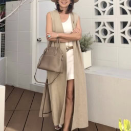 リネンのジレでショートパンツも気負わずトライ