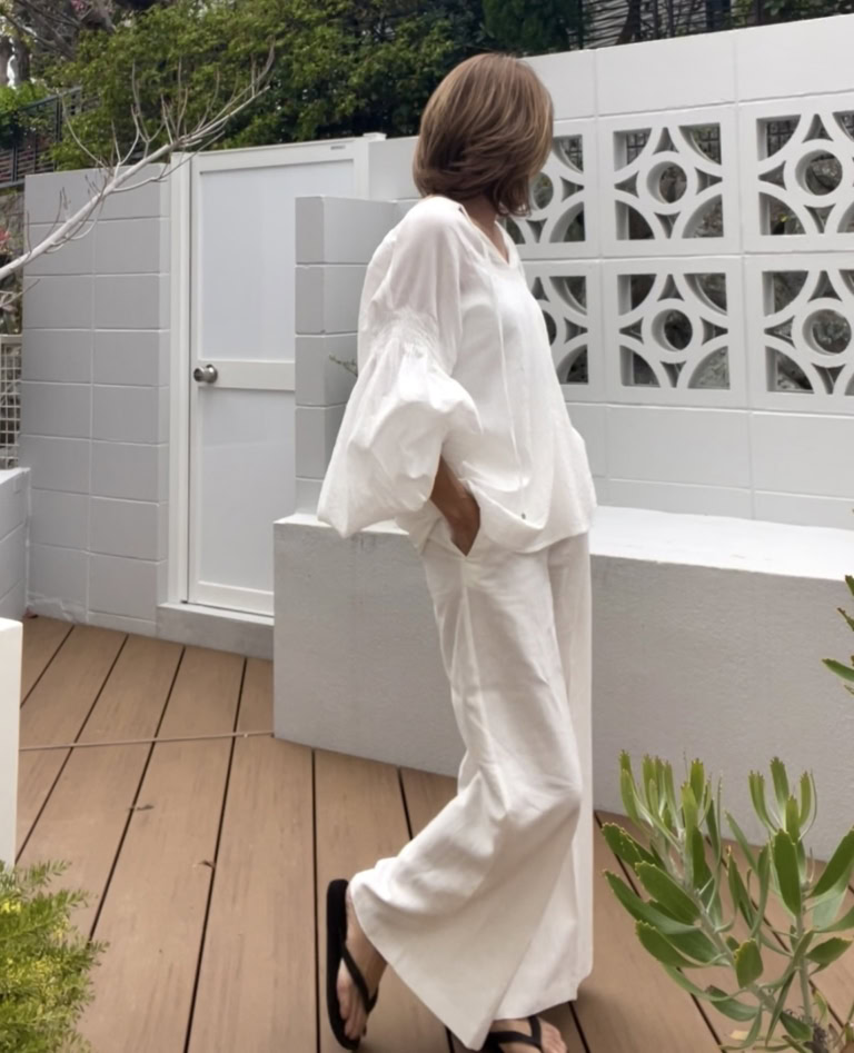 ダナンの旅で活躍したボリューム袖がかわいい白トップス