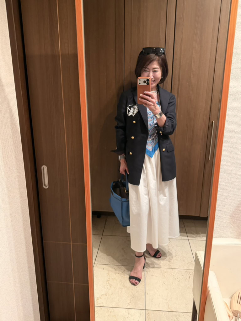 2026年４月_長谷川さん「素敵な大人のごきげんフェス2026」コーデ