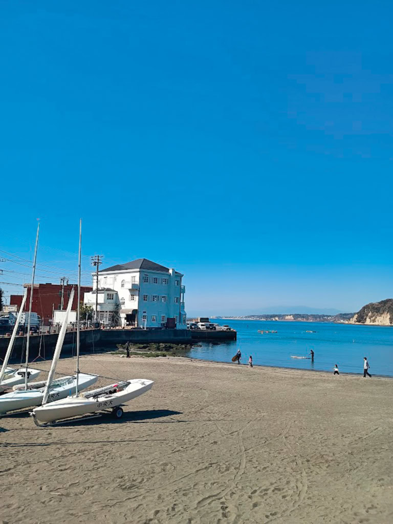 お天気がよく光がきれいな日には、逗子、葉山をお散歩。