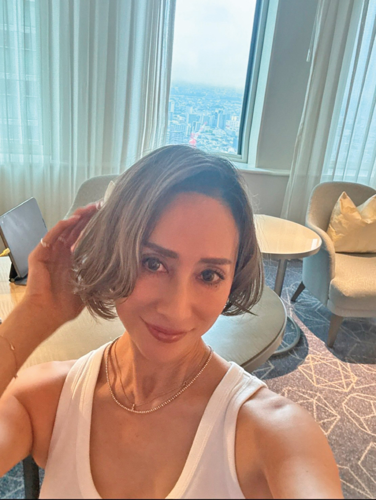 名古屋にひとり旅したときのホテルで。時間を忘れてリラックス。