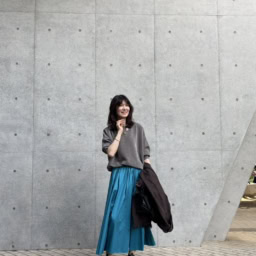 「ミラ オーウェン」のギャザーマキシスカート