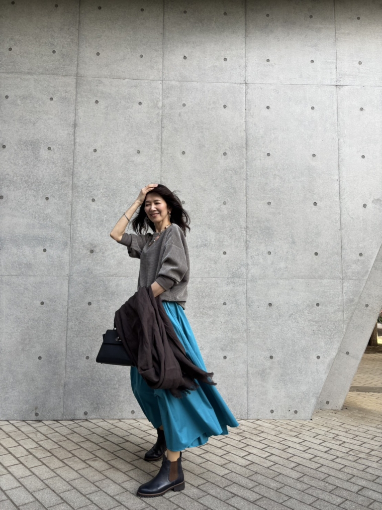 「ミラ オーウェン」のギャザーマキシスカート