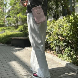 「袋物次郎」のウォレットショルダー