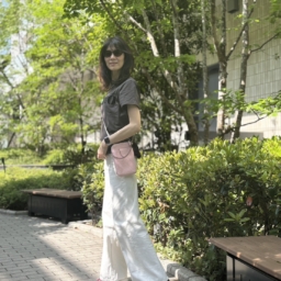 「袋物次郎」のウォレットショルダー