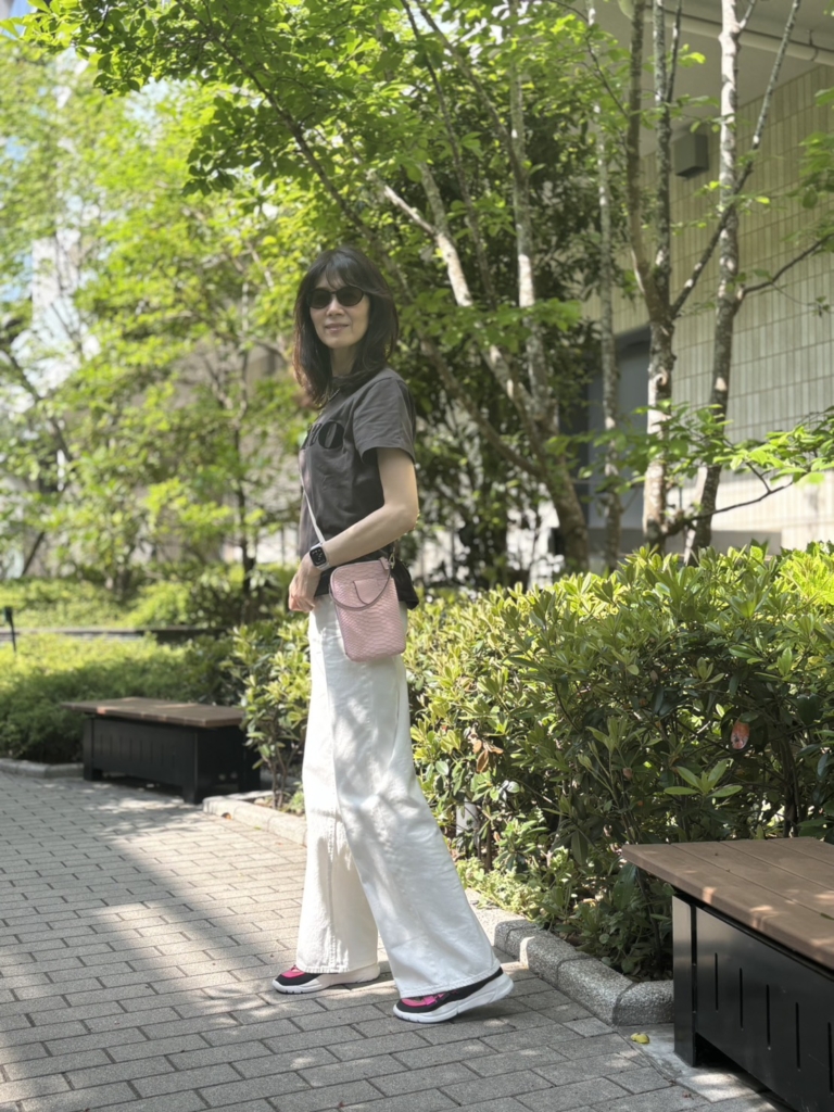 「袋物次郎」のウォレットショルダー