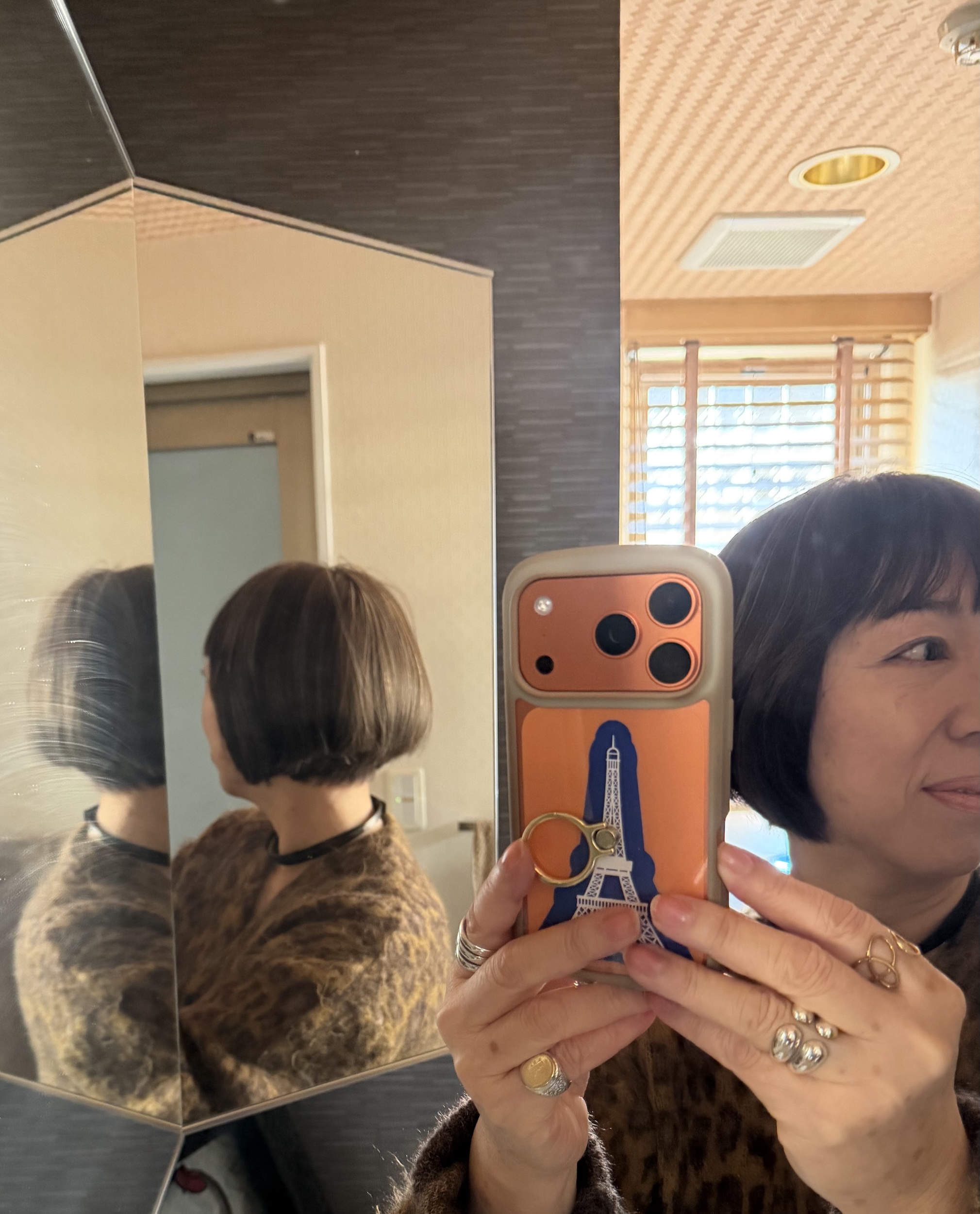 26年4月上林さんブログ_うねりやつむじ割れなどを三面鏡でチェック