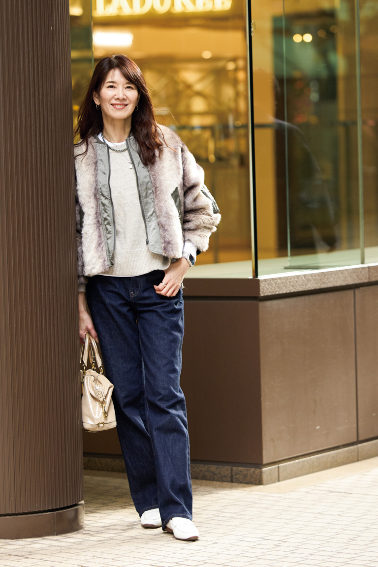 【ユニクロデニムコーデ⑦】「ストレートデニム」はインディゴを選んで大人っぽく！