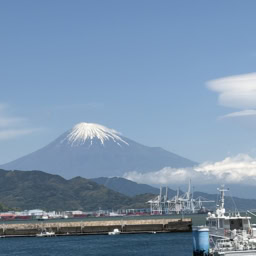 清水港と富士山をパチリ