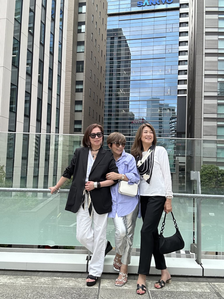 女子会記念撮影