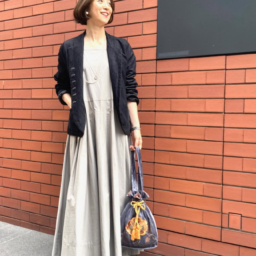 【第7位】【〈銀座〉60代お手本スナップ】バランスが絶妙！「フェミニンワンピ」が甘くなりすぎない大人の甘辛MIXコーデ
