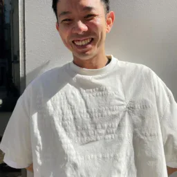 カキモトアームズ銀座店カラーリスト　野村亮さん