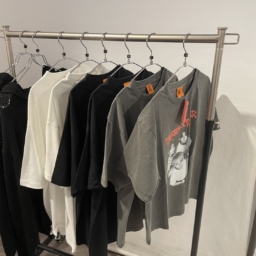 Tシャツは3種類