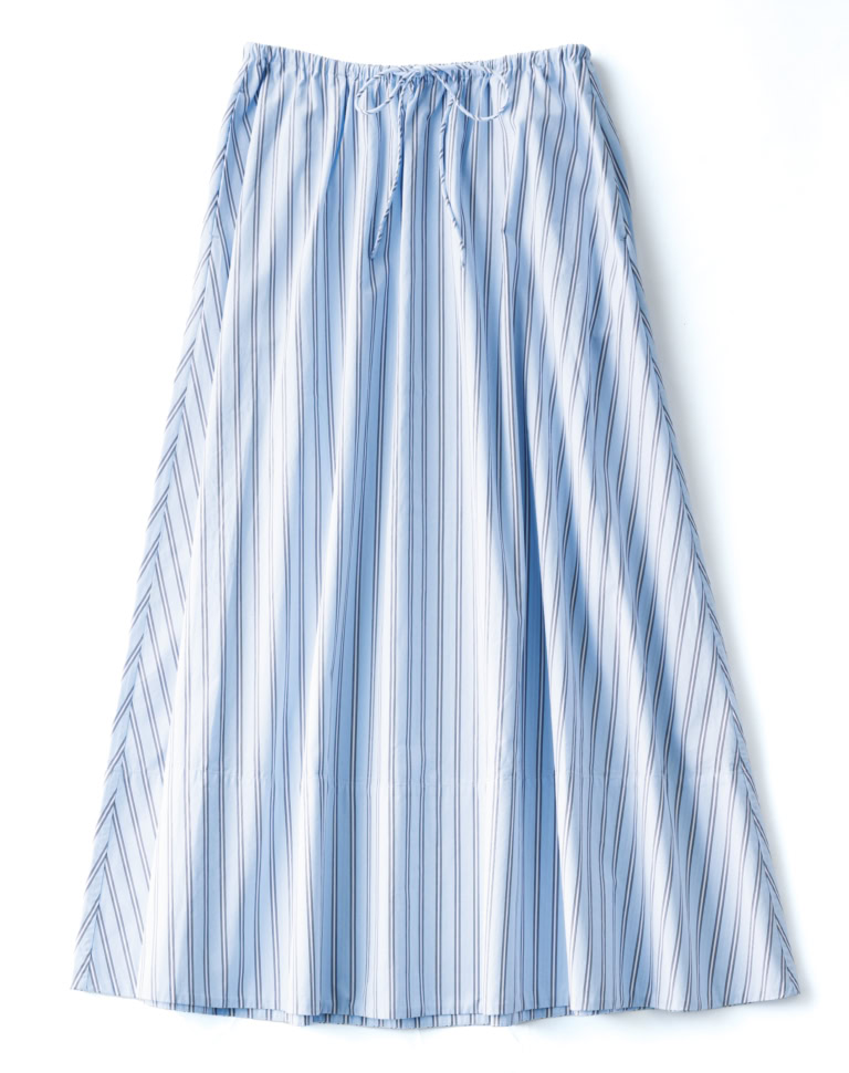 スカート¥17,000/バナナ・リパブリック