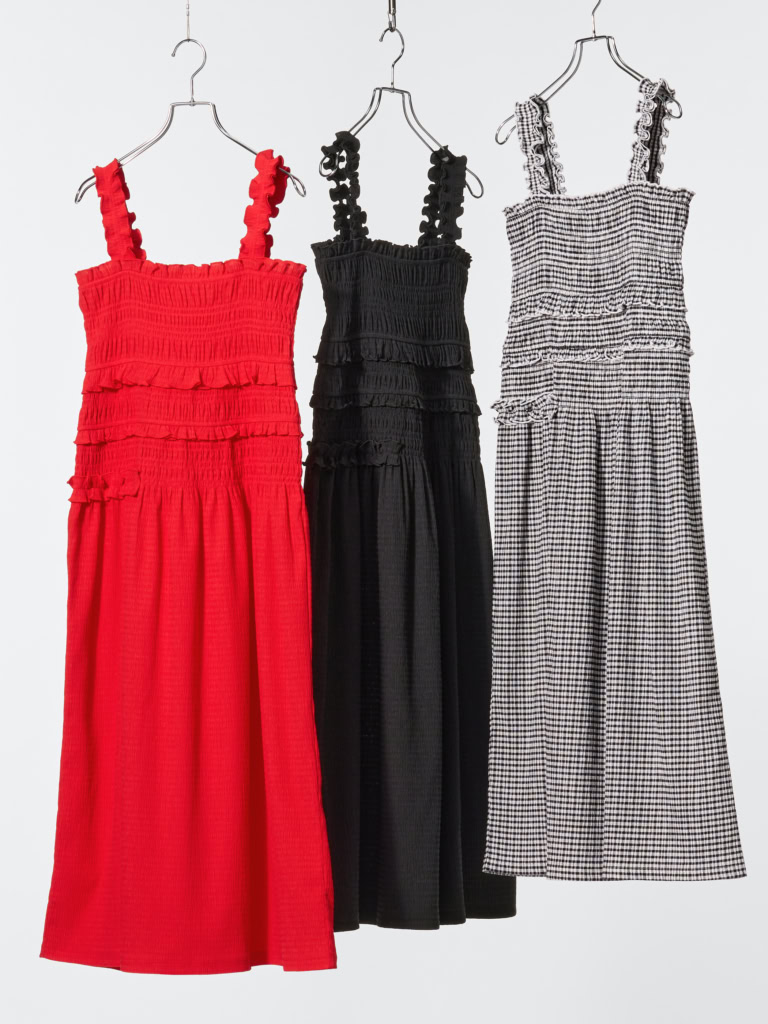 シャーリングワンピースノースリーブ ¥5,990(ユニクロ アンド セシリー バンセン/ユニクロ)