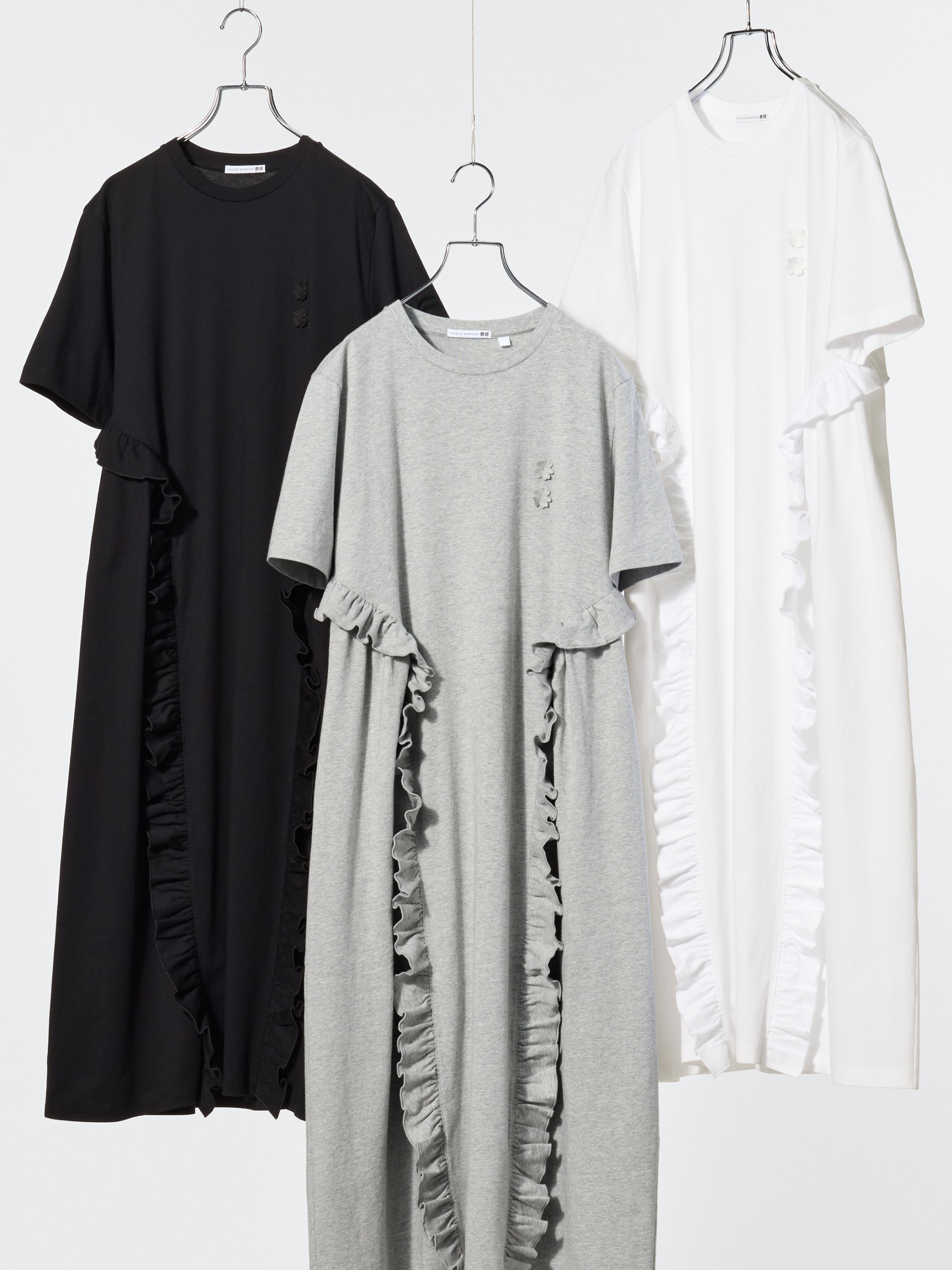 フリルTワンピース ￥3,990（ユニクロ アンド セシリー バンセン／ユニクロ）