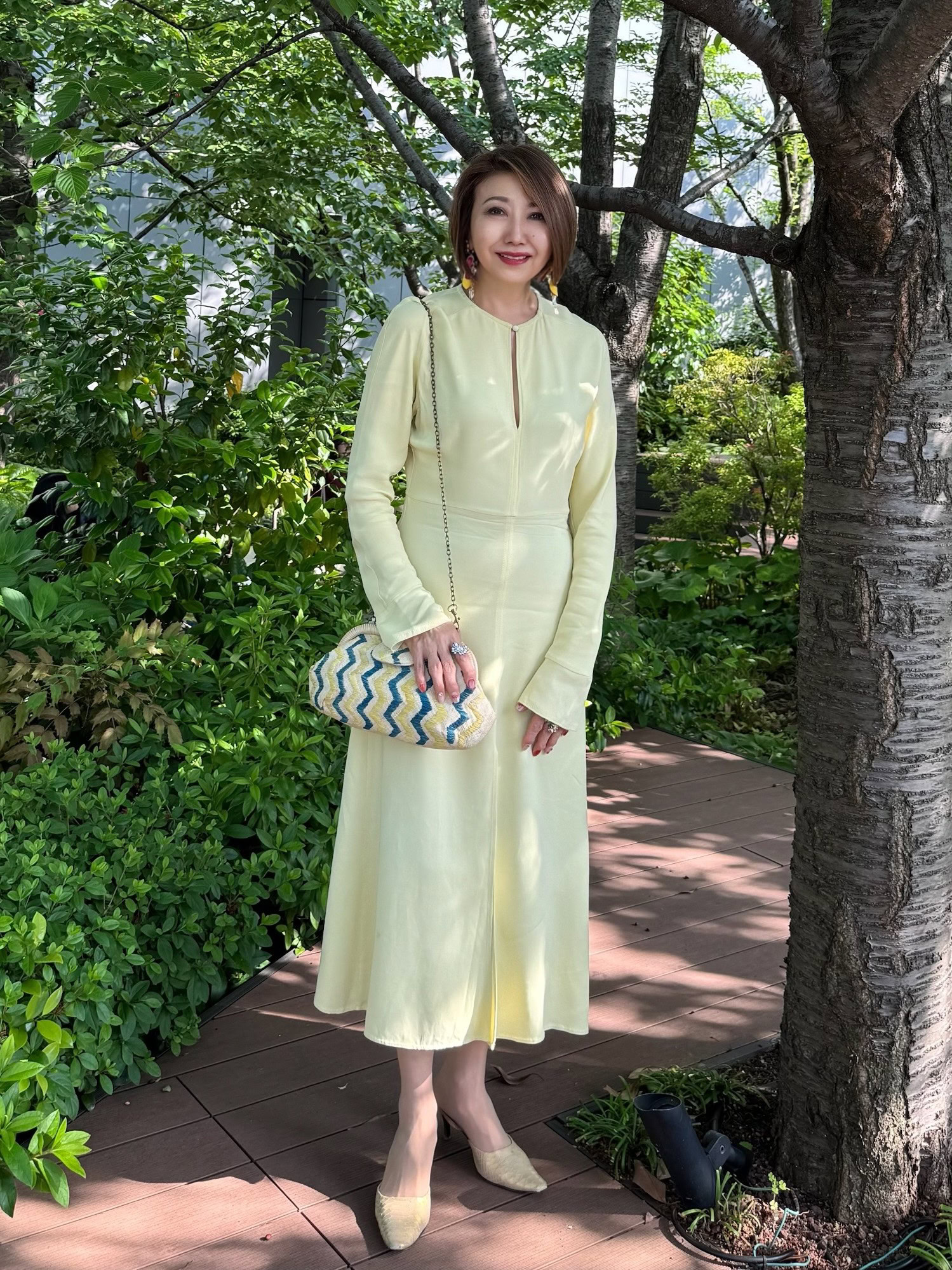 麻日奈 芽実さん