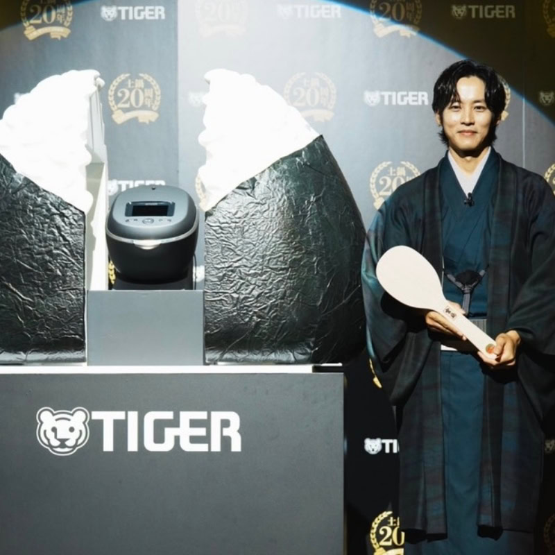 【60代エンタメ】松坂桃李が実食!「土鍋炊飯器」新製品フラッグシップモデル発表!
