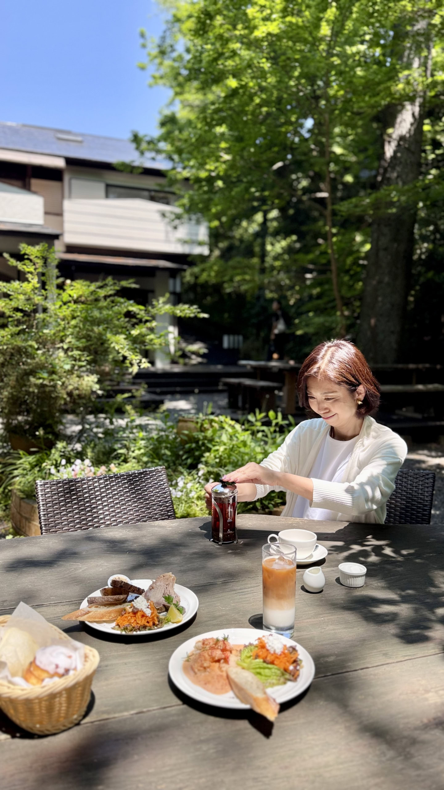 うぐいすが囀っていた、テラス席