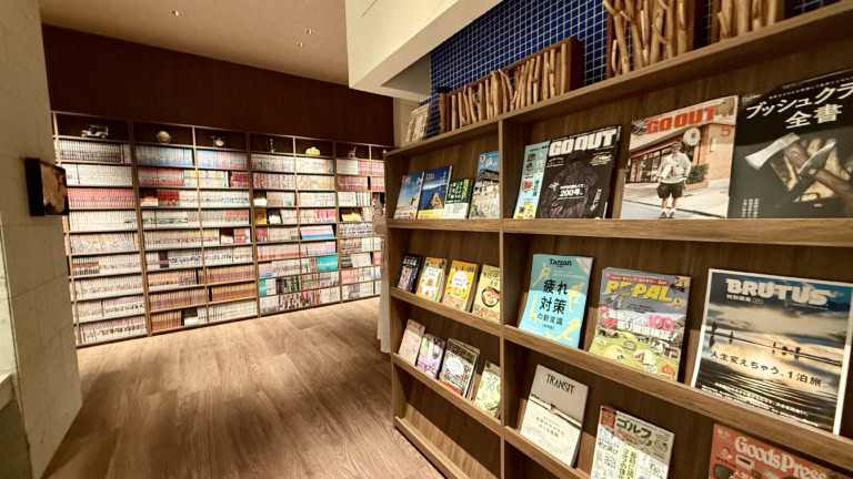 「GRAX　AREA」の書籍コーナーはシック
