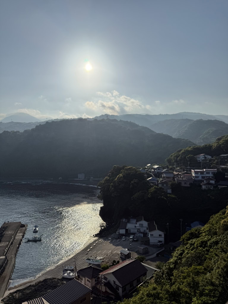チェックインから夕暮れにかけての景色