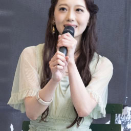 リーガン役・朝月希和さん