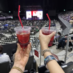 ライブ前に乾杯！